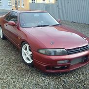 Nissan Skyline R33