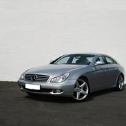 Mercedes Benz CLS 500