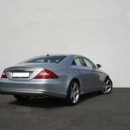 Mercedes Benz CLS 500