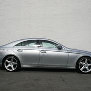 Mercedes Benz CLS 500