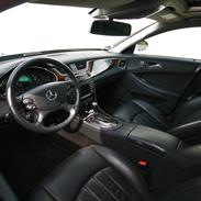 Mercedes Benz CLS 500