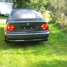 BMW 523  e39
