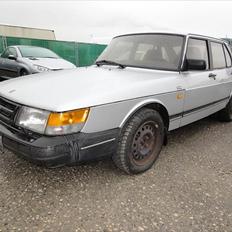 Saab 900i kat. 5dørs "Færgen"