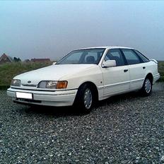 Ford Scorpio