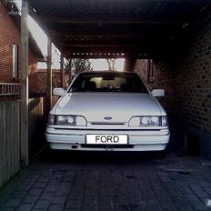 Ford Scorpio