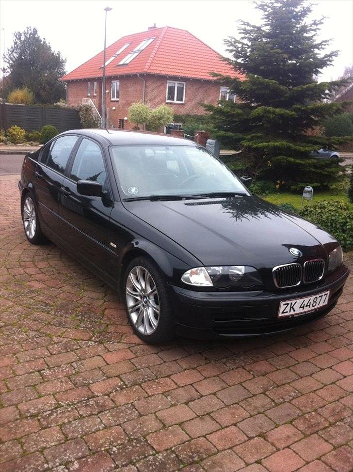 BMW e46 320D billede 1
