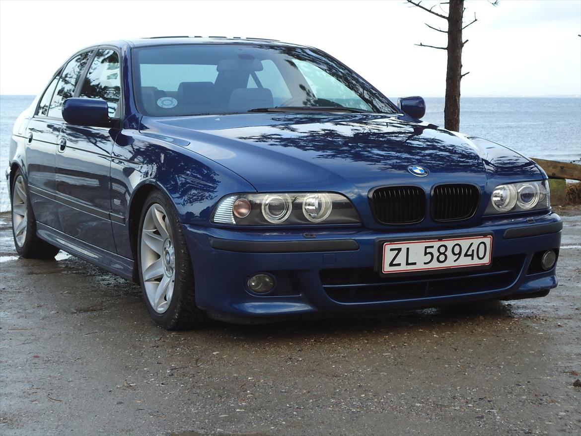 BMW 528 i SOLGT - Har denne fine bmw 528i i konge blå fave. Har alt i el billede 1
