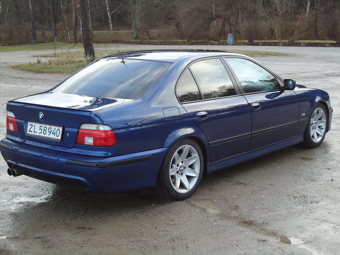 BMW 528 i SOLGT billede 2