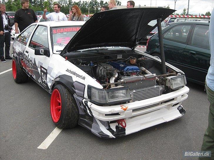 Toyota Corolla AE86 billede 4