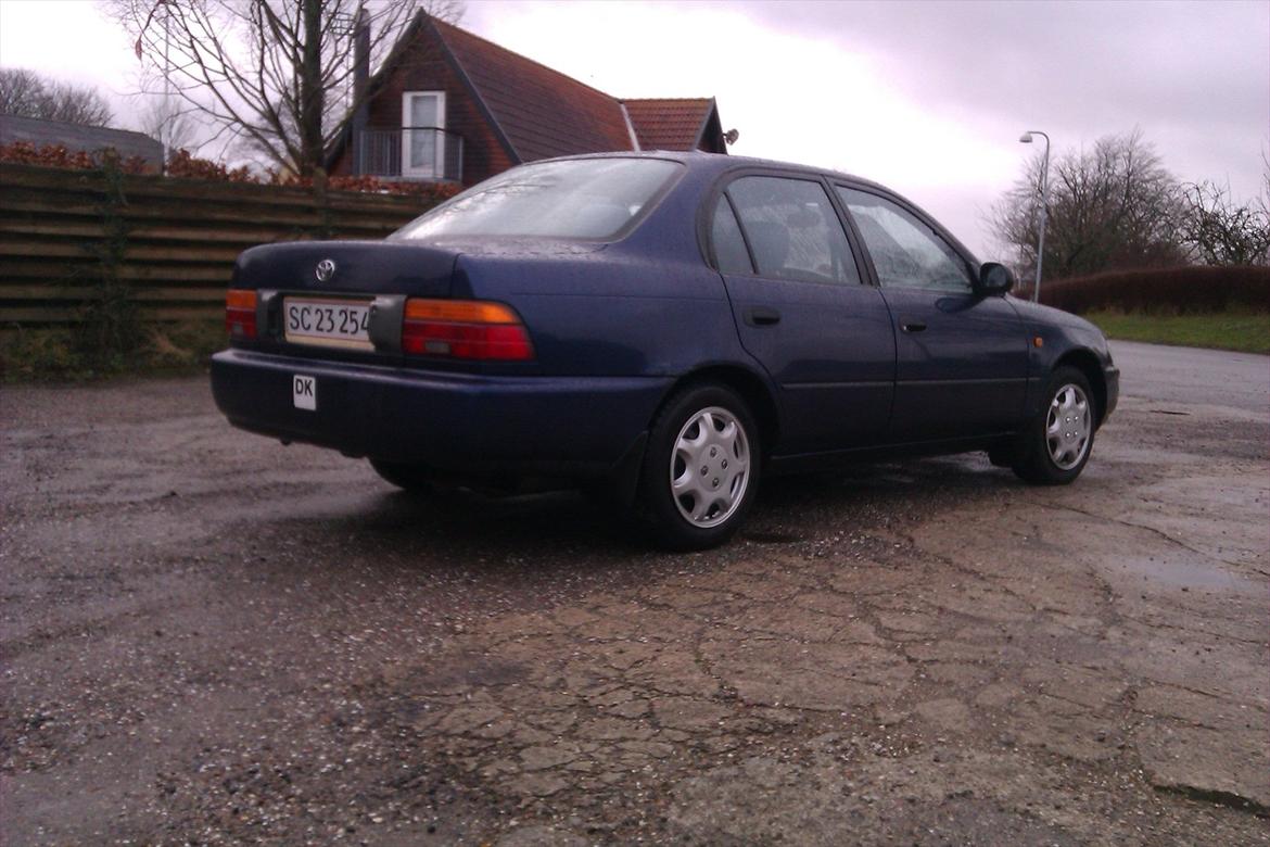 Toyota Corolla Sedan billede 4