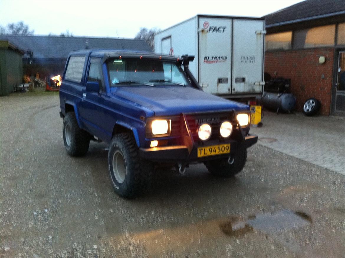Nissan Patrol 3.3TD Solgt billede 3