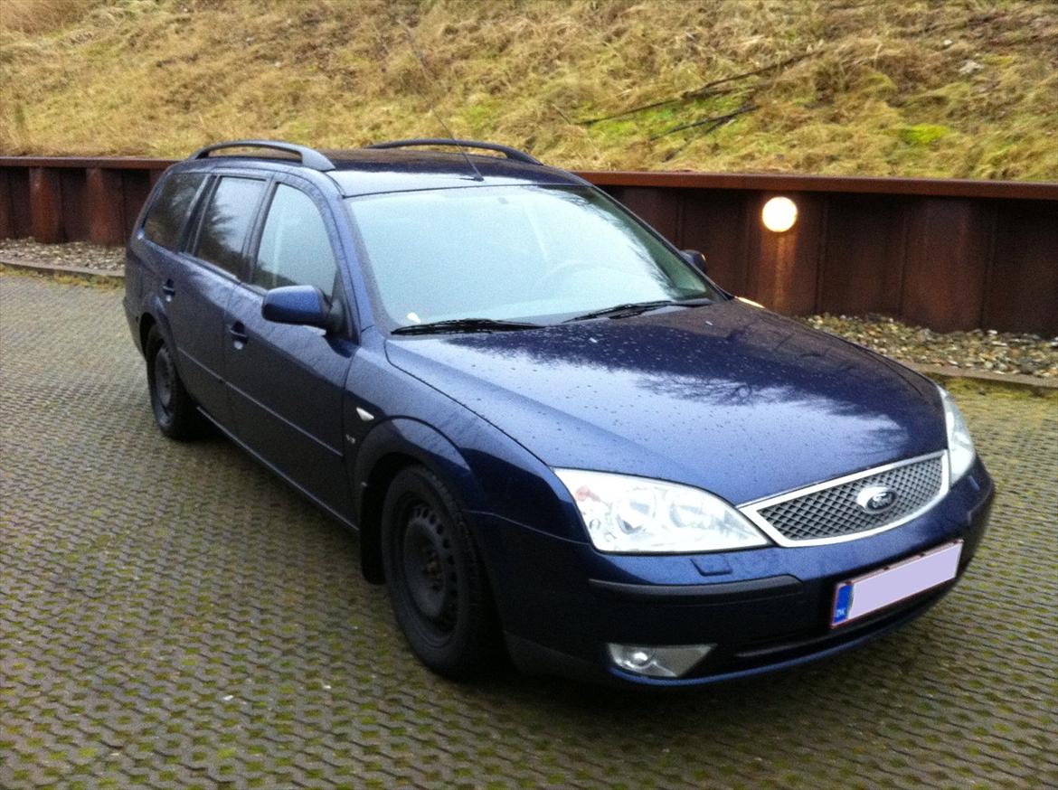 Ford Mondeo 2.5 st.-car SOLGT! - Her er så Ulla ;) billede 1