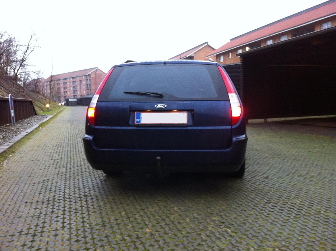 Ford Mondeo 2.5 st.-car SOLGT! - Aftagelig træk-krog selvfølgelig.. er jo jyde ;) billede 6