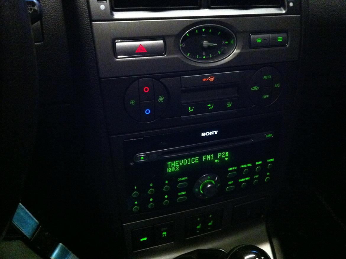 Ford Mondeo 2.5 st.-car SOLGT! - lækkert sony anlæg med plads til 6 skiver. Elsker klima ;) billede 12