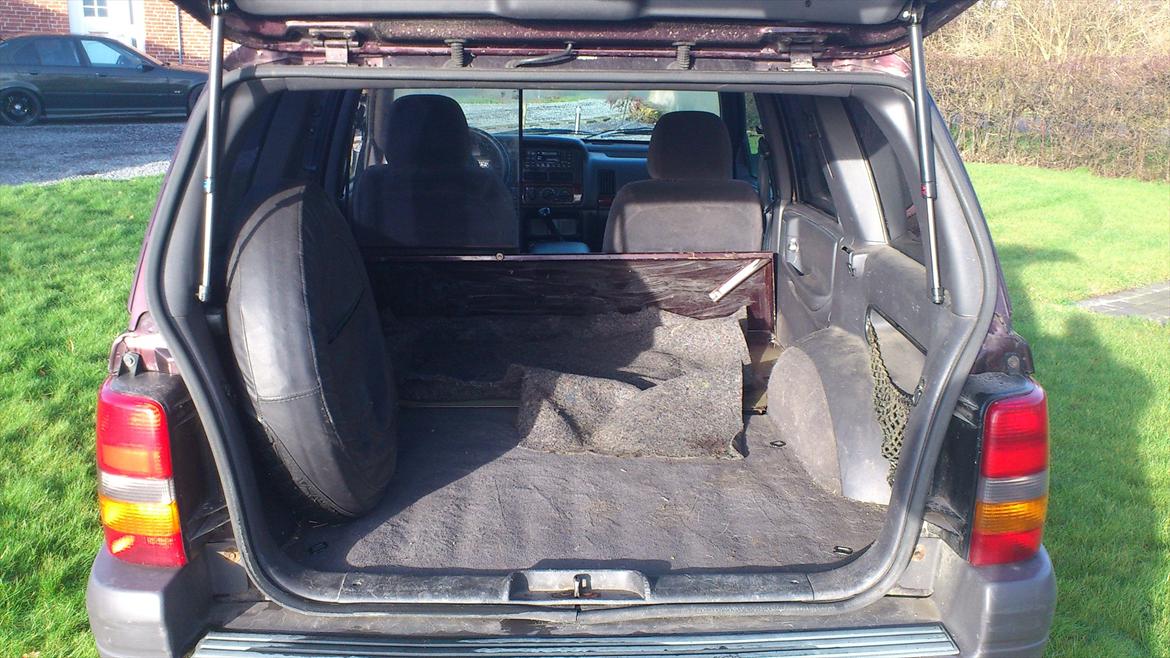 Jeep cherokee  laredo billede 2