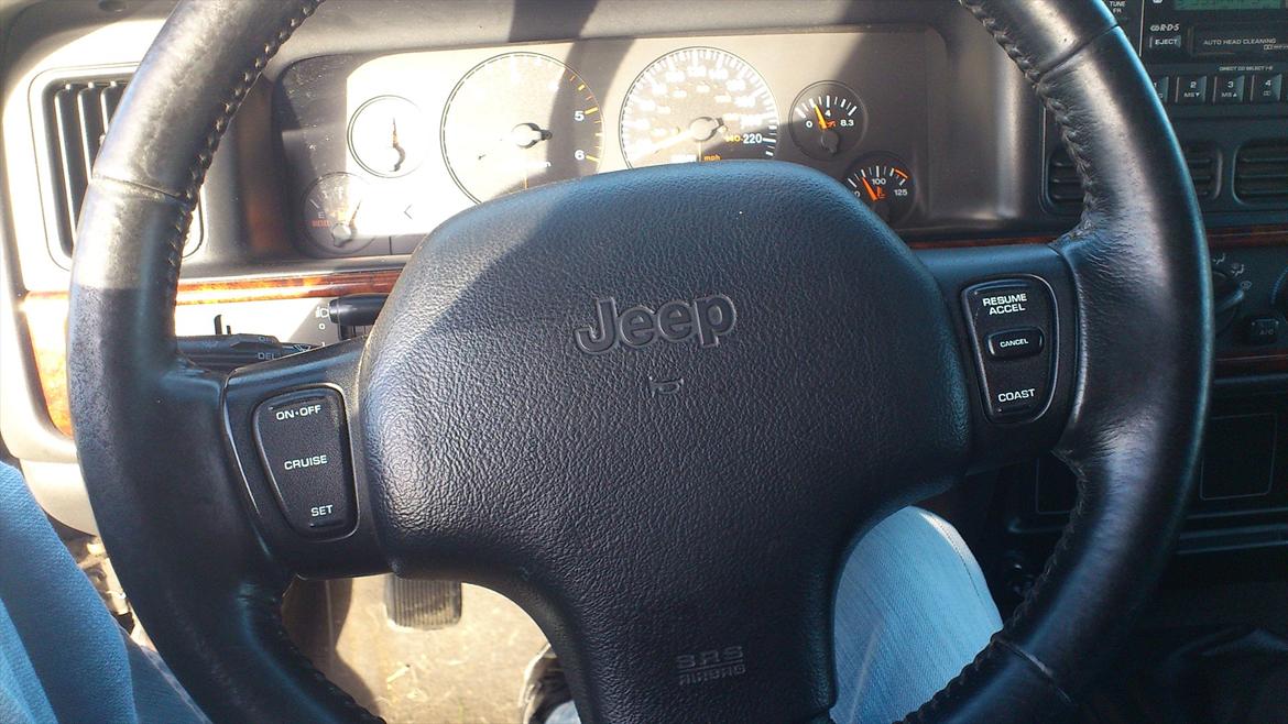 Jeep cherokee  laredo billede 11