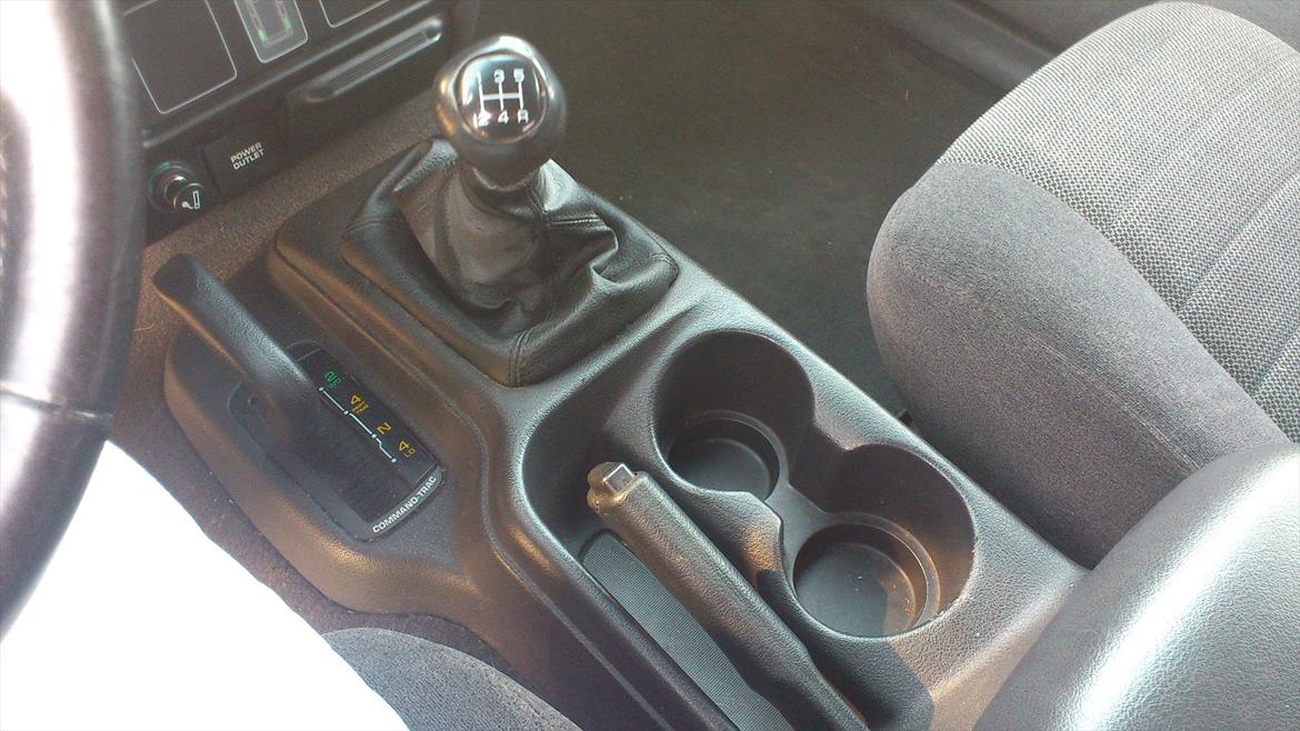 Jeep cherokee  laredo billede 13