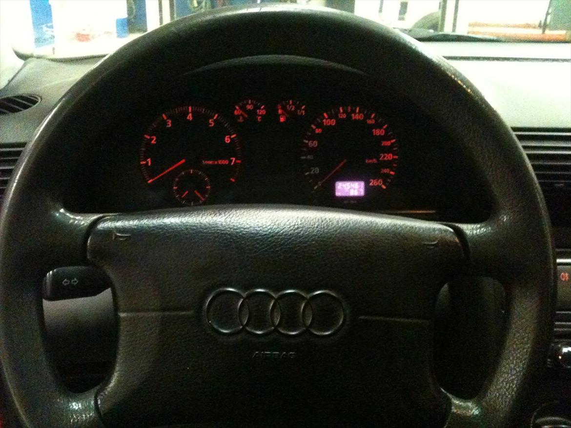 Audi A4 1.8 billede 6