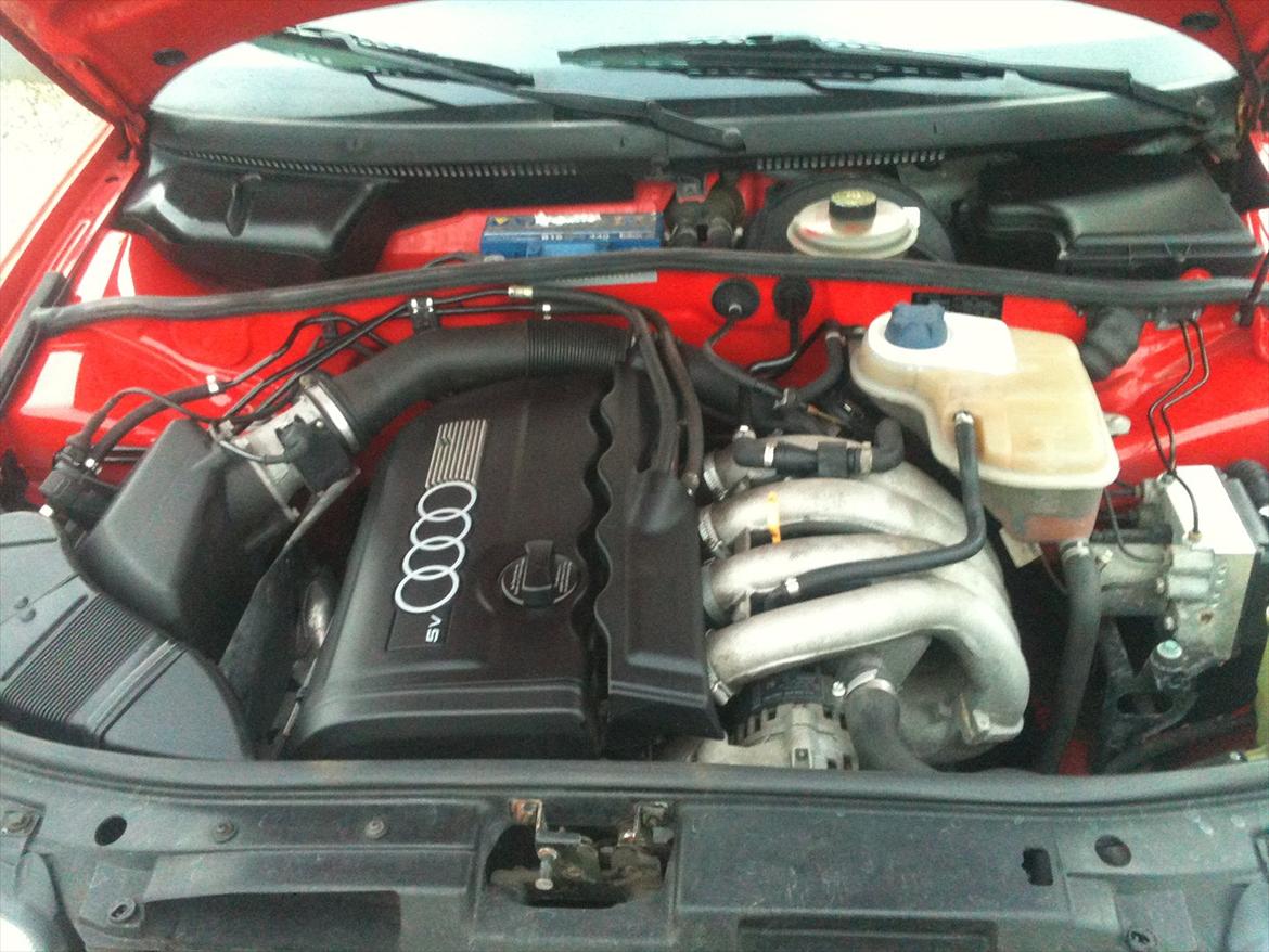 Audi A4 1.8 billede 11