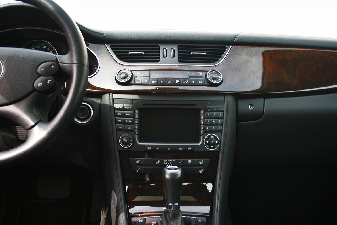 Mercedes Benz CLS 500 billede 5