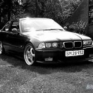 BMW E36 325