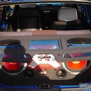 Peugeot 106 rallye-bilen er solgt