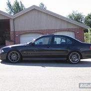 BMW 528i til salg