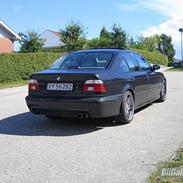 BMW 528i til salg