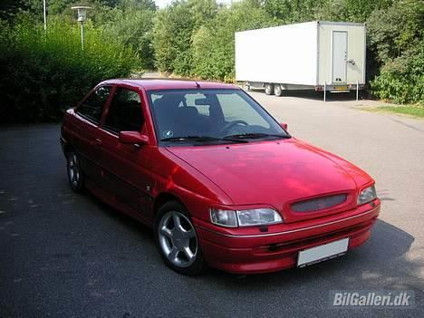 Ford Escort CLX :: Solgt :: billede 1