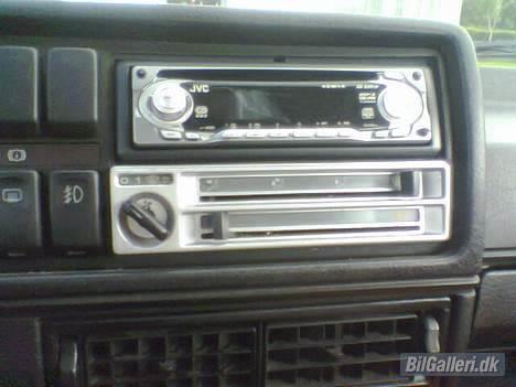 VW Golf 2 1,8 (solgt) - min jvc headunit,  billede 11