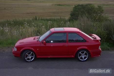 Ford Escort RS Turbo -Solgt- - Uuuh, min dejlige bil billede 3