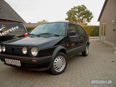 VW Golf 2 1,3 TOTALSKADET billede 1
