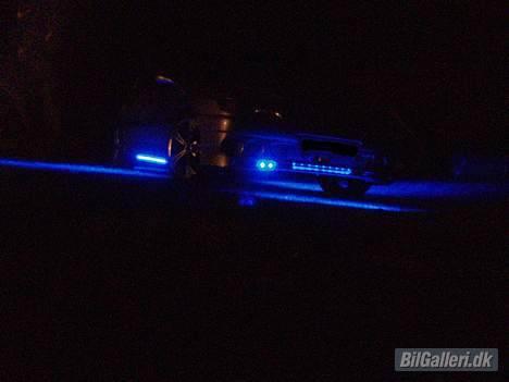 Peugeot 306 "Løven" - Blå lys set forfra.. billede 10