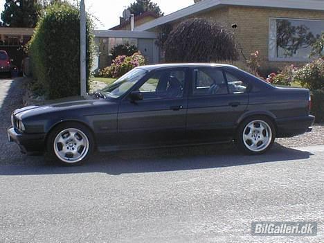 BMW 530i  3.5l xxx SOLGT xxx billede 7