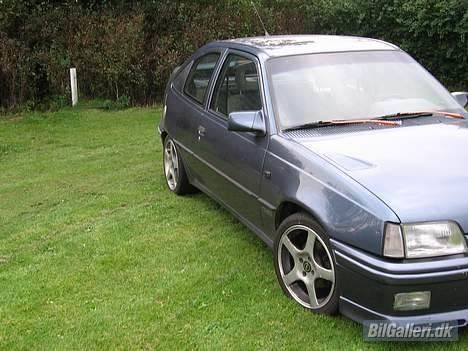 Opel kadett e GSI solgt billede 14