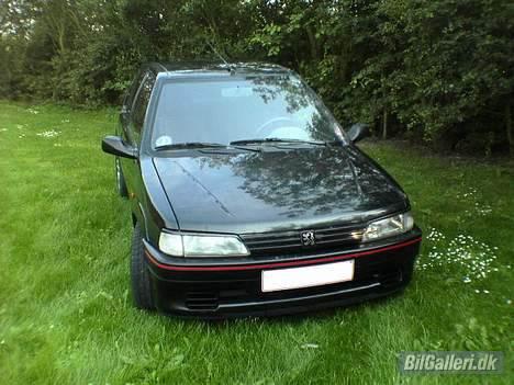 Peugeot 106 rallye totalskadet billede 2