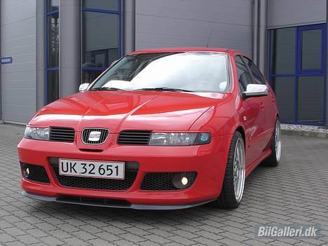 Seat Leon "Cupra R" (Solgt) - Har ikke lige fået taget nogle nye billeder af fronten hvor man kan se Intercooleren billede 2