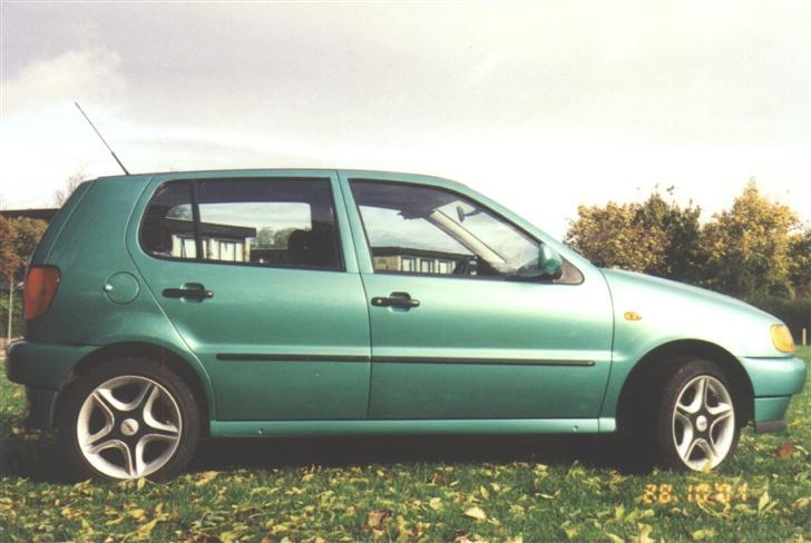 VW Polo 6N (Solgt) - Sådan så Polo´en ud da jeg købte den købt bil d. 31 August 2001 billede 6