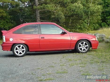 Opel Kadett GSI *SOLGT* billede 2