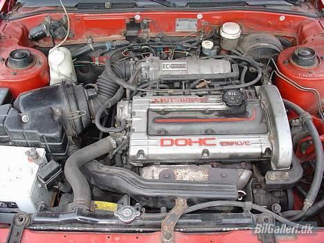 Mitsubishi Galant - Den lille motor billede 4