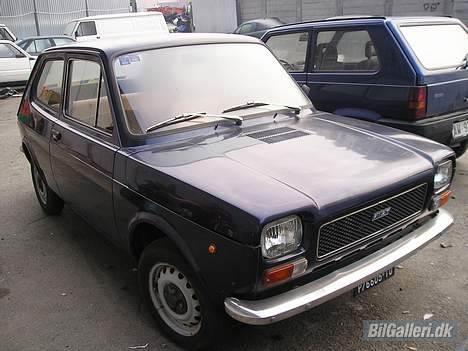 Fiat 127 mrk1 Berlina SOLGT! - Torino 2004 før Istandsættelse billede 8