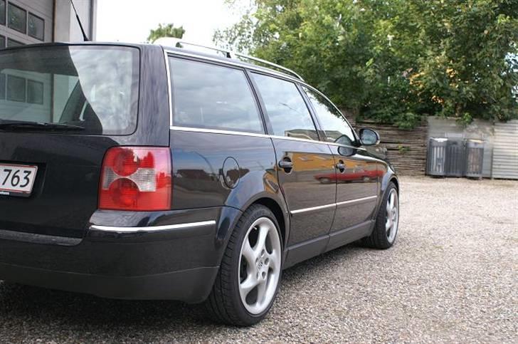 VW Passat  TDI HIGHLINE billede 3