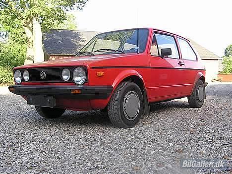 VW Golf 1 ''SOLGT'' :'( - Li da jeg havde købt den, WOW hehe ;) billede 7