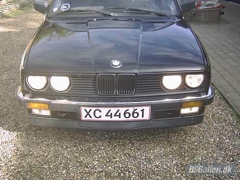 BMW 320i  E30 SOLGT billede 4