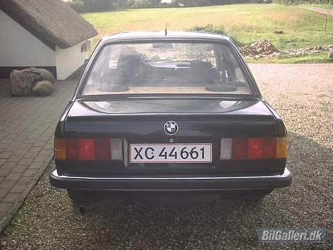 BMW 320i  E30 SOLGT - Go røv... billede 10