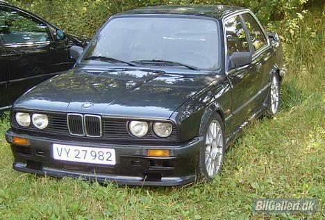 BMW E30 320 billede 11