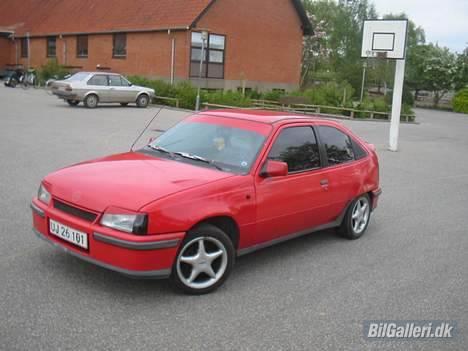 Opel Kadett SOLGT billede 5
