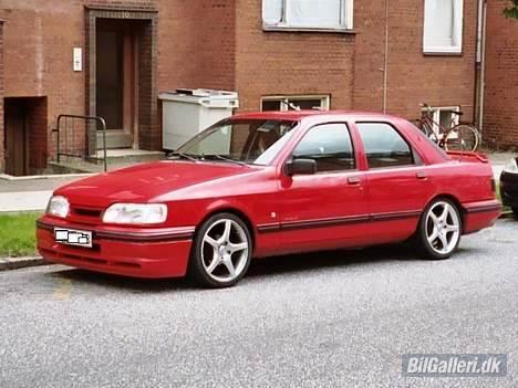 Ford Sierra - Skriv endelig hvis du har et sæt skørter liggende billede 1