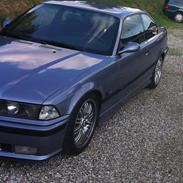 BMW E36 325i
