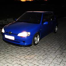 Peugeot 106 rallye <byttet til sort e36>
